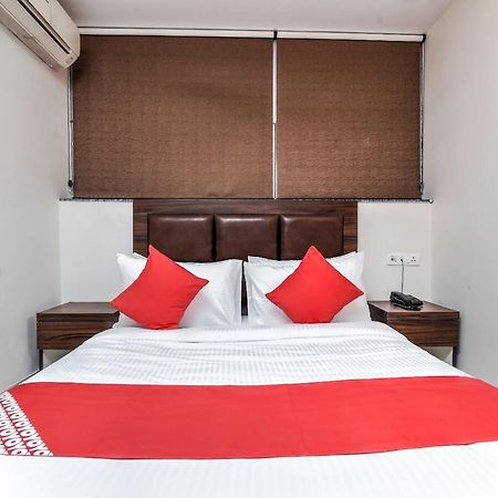 Oyo 80678 Shreenath Residency นิวเดลี ภายนอก รูปภาพ