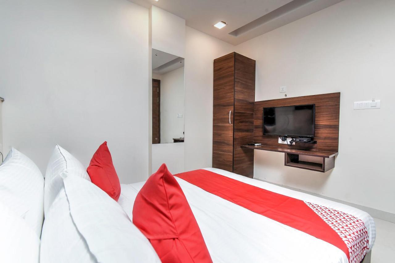 Oyo 80678 Shreenath Residency นิวเดลี ภายนอก รูปภาพ